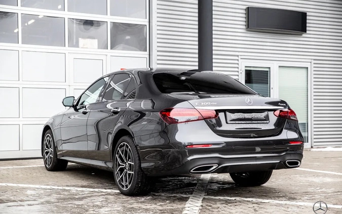 Mercedes-Benz Klasa E cena 249900 przebieg: 9893, rok produkcji 2022 z Władysławowo małe 301